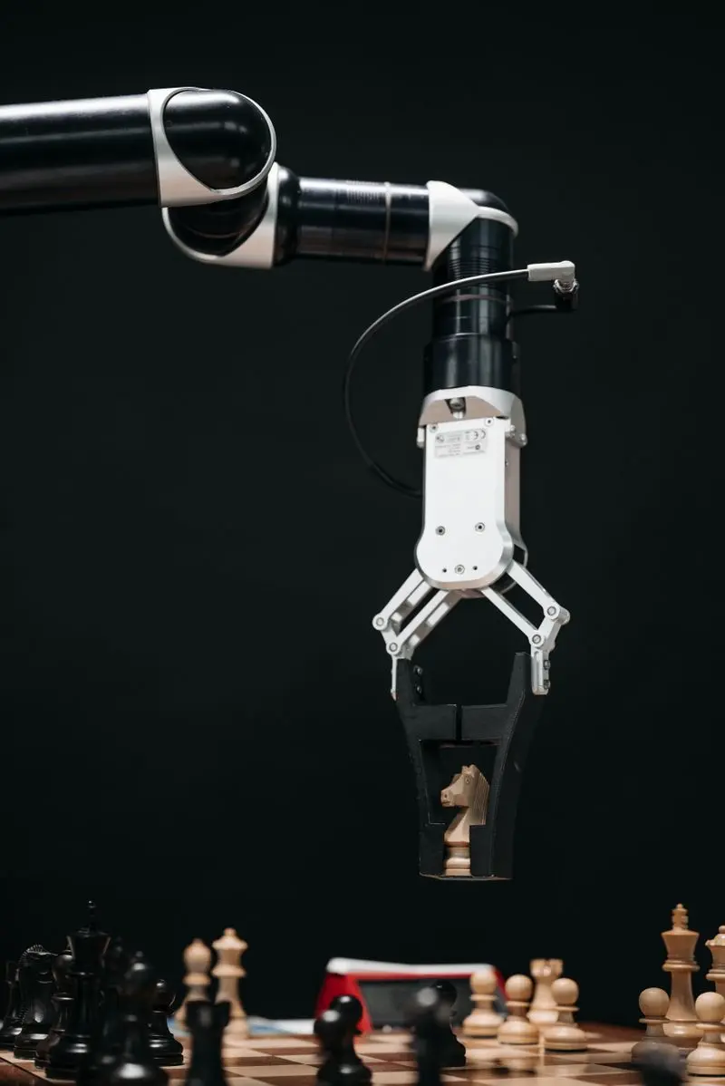 Robotik kol ve makine